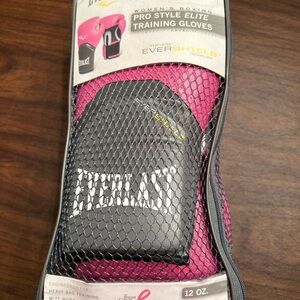 Everlast Pink and Black Elite Training Gloves
